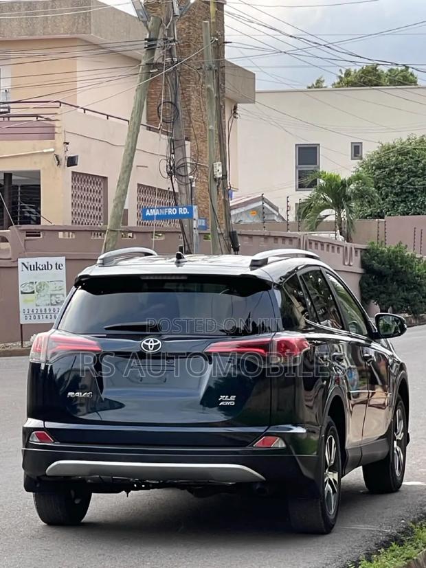 Toyota RAV4 2018 Black