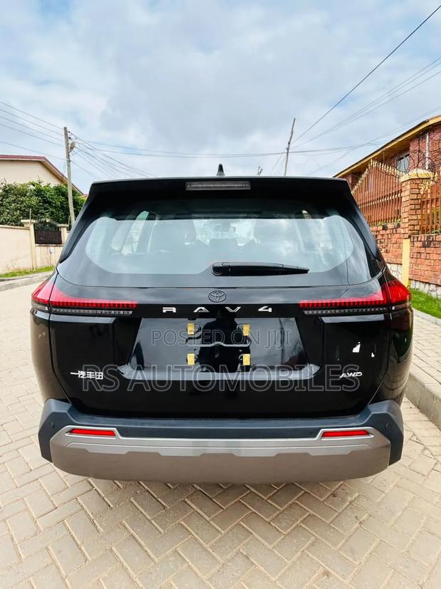 Toyota RAV4 2026 Black