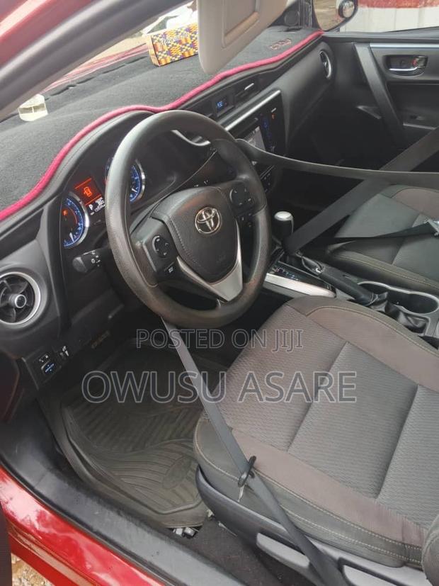Toyota Corolla LE 4dr Sedan (1.8L 4cyl CVT) 2017 Red
