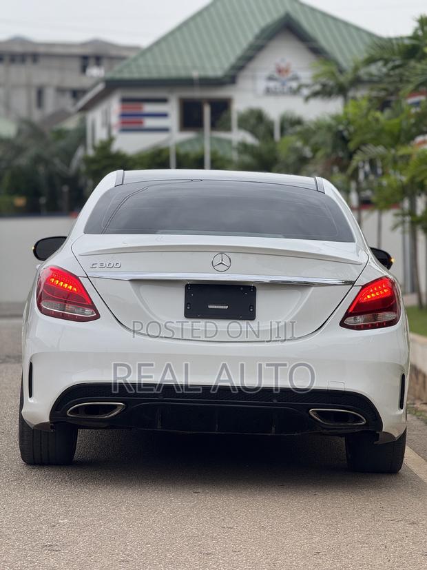Mercedes-Benz C300 Sport 4Matic Sedan AWD (2.0L 4cyl 7A) 2017 White