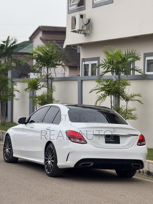 Mercedes-Benz C300 Sport 4Matic Sedan AWD (2.0L 4cyl 7A) 2017 White