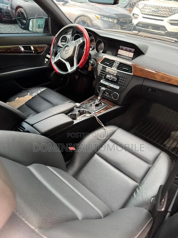 Mercedes-Benz C250 2014 Black