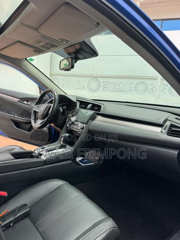 Honda Civic 2017 Blue