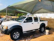 Nissan Hardbody 2015 White for sale