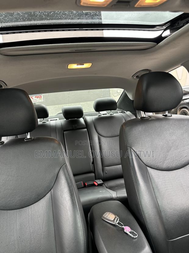 Hyundai Elantra Limited Sedan FWD (1.8L 4cyl 6A) 2016 Gray