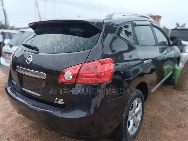 Nissan Rogue 2011 Black