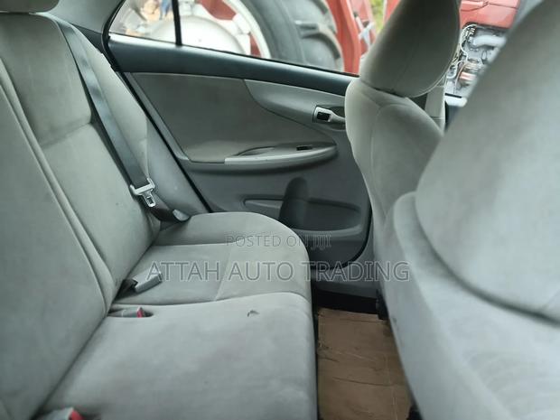 Toyota Corolla 2013 Silver