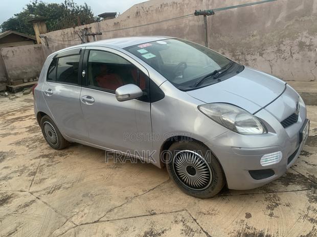Toyota Vitz 1.3 AWD 3dr 2009 Silver
