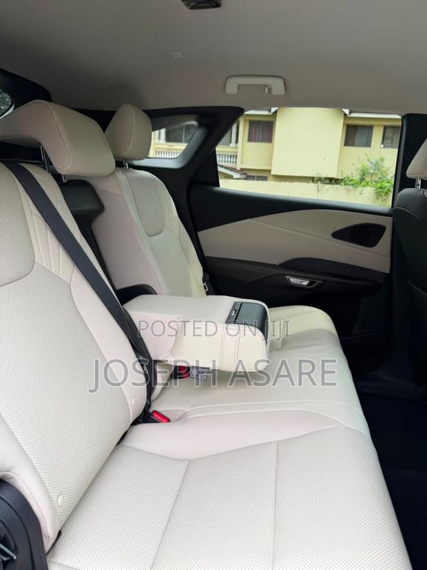 Lexus RX 350 2024 Blue