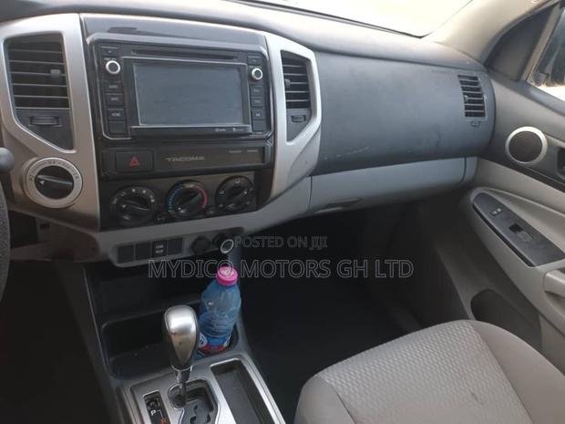 Toyota Tacoma 4dr Double Cab 2016 Black