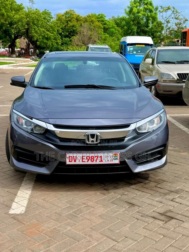 Honda Civic EX Sedan 2018 Gray