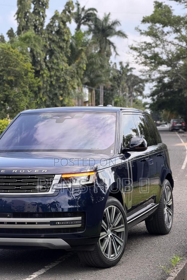 Land Rover Range Rover Evoque R-Dynamic HST 2023 Blue