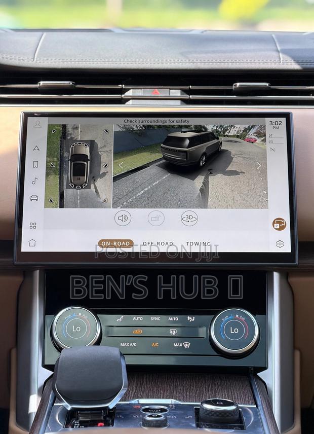Land Rover Range Rover Evoque R-Dynamic HST 2023 Blue
