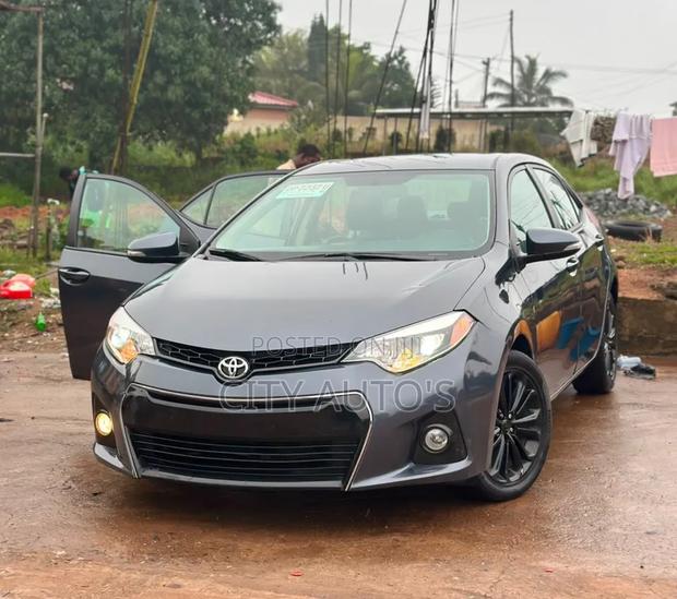 Toyota Corolla 2014 Gray