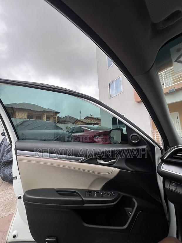 Honda Civic EX-L 4dr Sedan (1.5L 4cyl) 2017 White