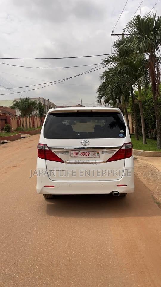 Toyota Alphard 2012 White