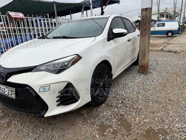 Toyota Corolla S 4dr Sedan (1.8L 4cyl CVT) 2014 White