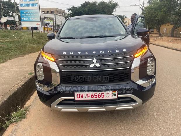 Mitsubishi Outlander 2024 Black