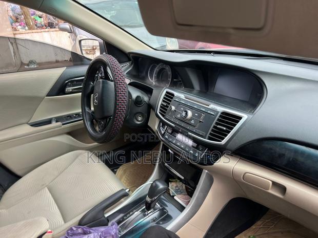 Honda Accord Sport 4dr Sedan FWD (2.4L 4cyl 2A) 2016 White