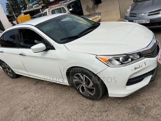 Honda Accord Sport 4dr Sedan FWD (2.4L 4cyl 2A) 2016 White