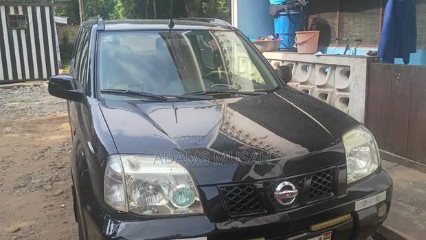 Nissan Xterra 2004 Black