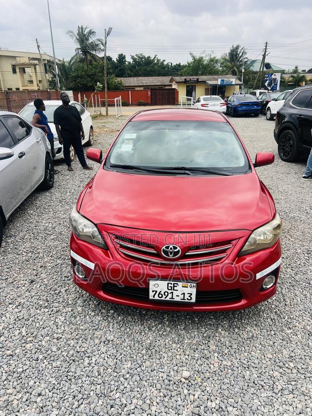 Toyota Corolla 2012 Burgundy