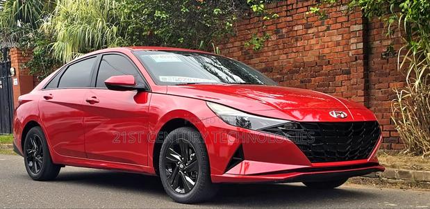 Hyundai Elantra 2022 Red