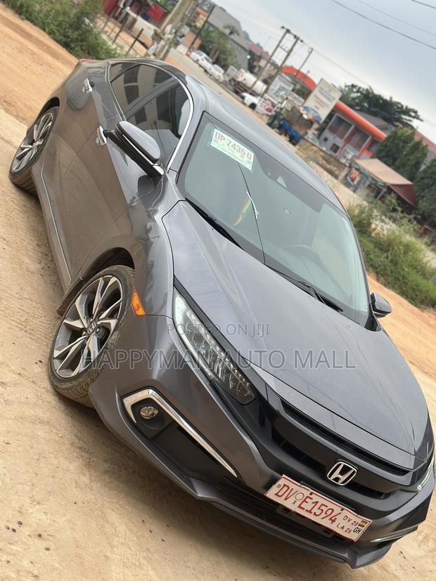 Honda Civic Touring Sedan 2019 Gray