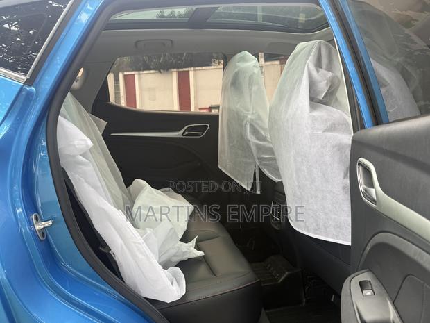 MG ZS 2021 Blue
