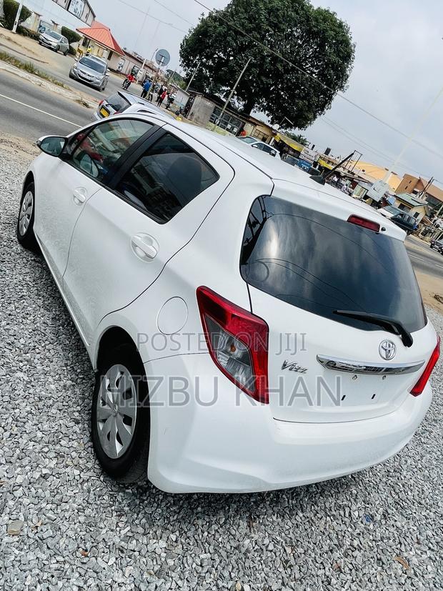 Toyota Vitz 1.3 AWD 5dr 2011 White