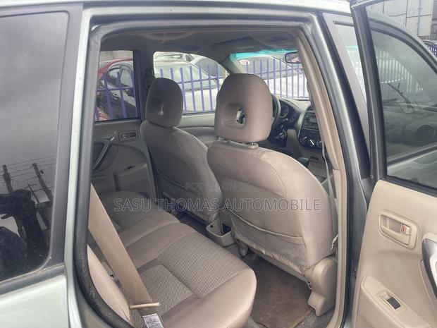 Toyota RAV4 2006 Green