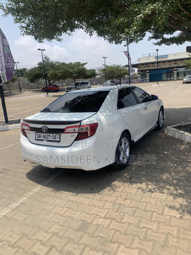 Toyota Camry 2014 White
