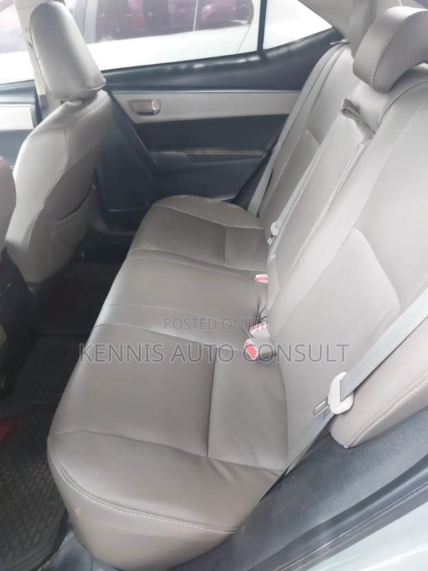 Toyota Corolla 2015 Gray