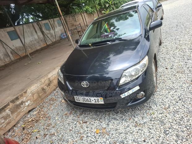 Toyota Corolla 2010 Black