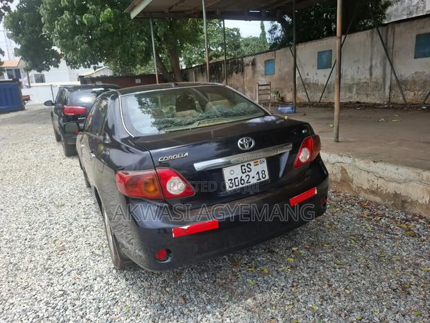 Toyota Corolla 2010 Black