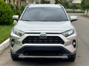 Toyota RAV4 XLE 2021 Silver for sale