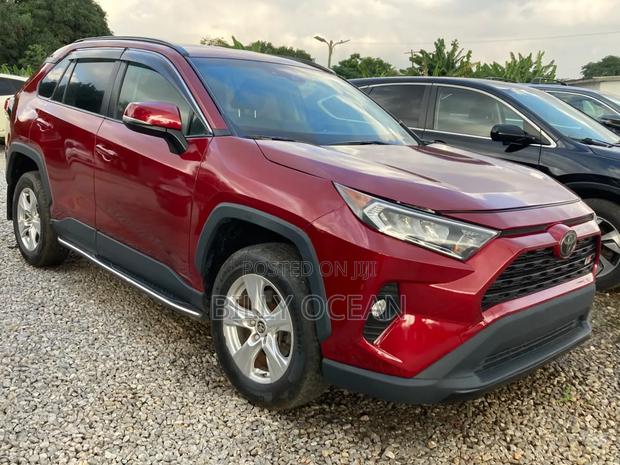 Toyota RAV4 2020 Red