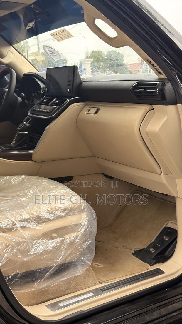 Toyota Land Cruiser 3.5 Petrol 4WD 2022 Black