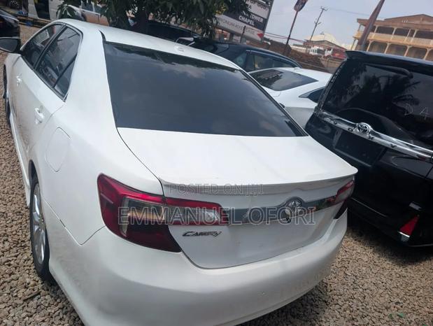 Toyota Camry 2014 White