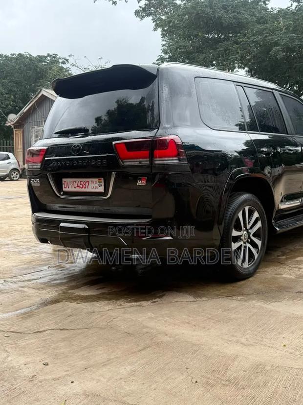 Toyota Land Cruiser 2018 Black