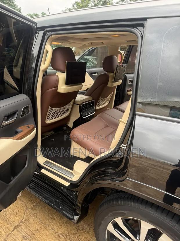 Toyota Land Cruiser 2018 Black
