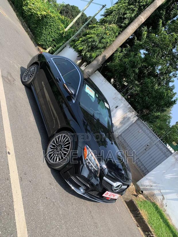 Mercedes-Benz C300 2020 Black