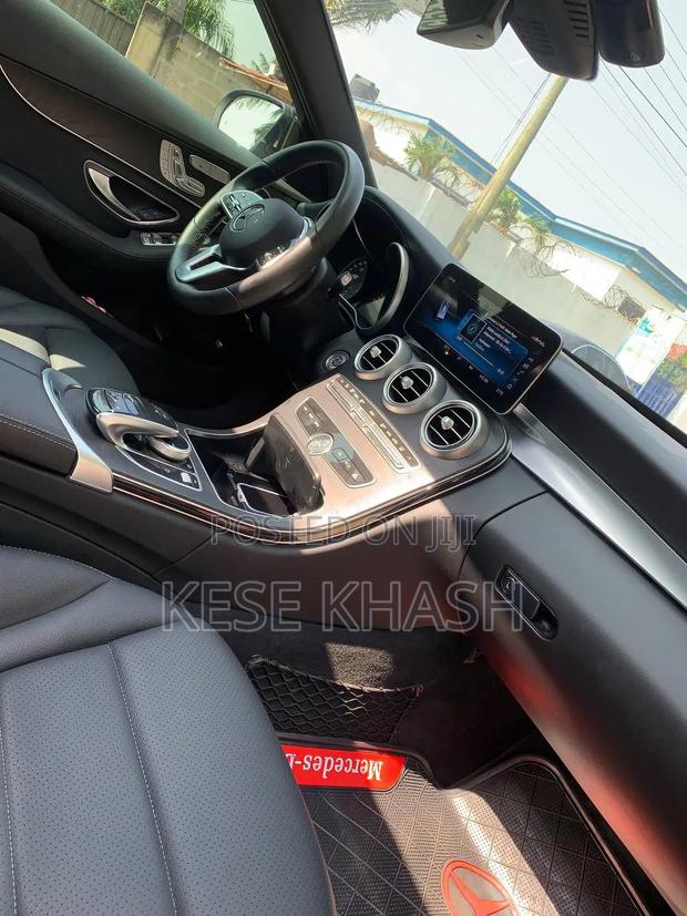 Mercedes-Benz C300 2020 Black