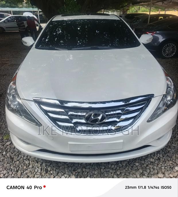 Hyundai Sonata 2011 White