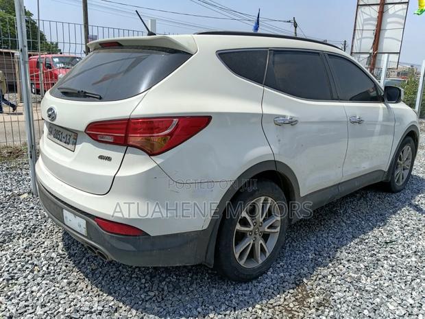 Hyundai Santa Fe 2005 White