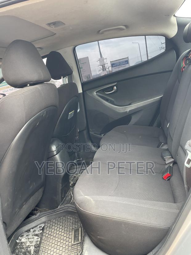 Hyundai Elantra 2015 Silver