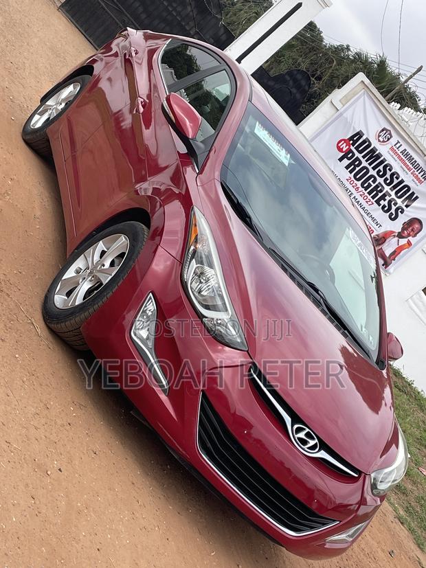 Hyundai Elantra 2016 Red