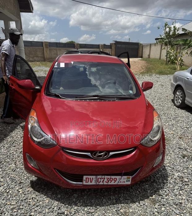 Hyundai Elantra GLS Sedan FWD (1.8L 4cyl 6M) 2013 Red