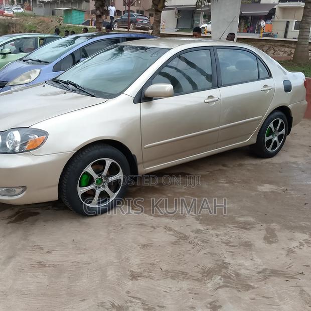 Toyota Corolla 2007 Brown