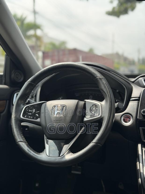 Honda CR-V Touring 2021 Gray